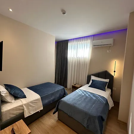 Luxury By Gjyshi Hotel