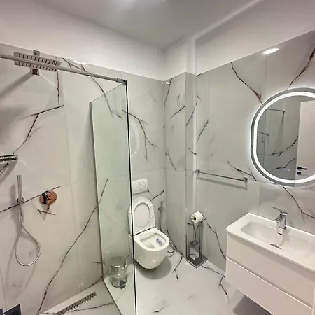 Hotel Luxury By Gjyshi Qerrexhias