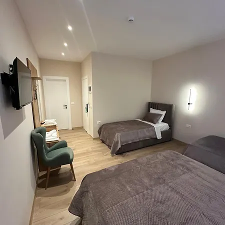 Hotel Luxury By Gjyshi