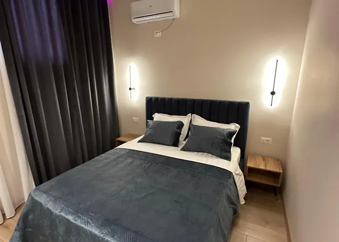 Luxury By Gjyshi Hotel Qerrexhias