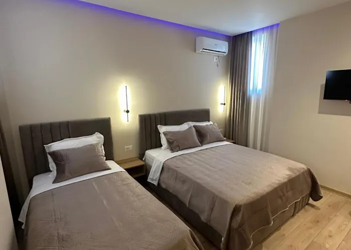Luxury By Gjyshi 4*