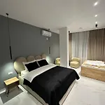 Hotel Luxury By Gjyshi 4*