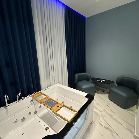 Luxury By Gjyshi Hotel 4*